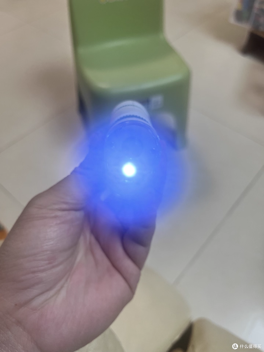 黄小鸭显微镜套装:让孩子迷上科学的口袋神器