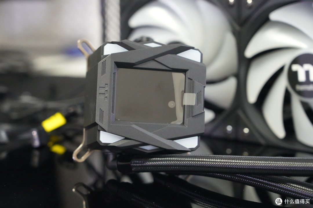 旧瓶装新酒!实战升级TT钢影ULTRA 360水冷!
