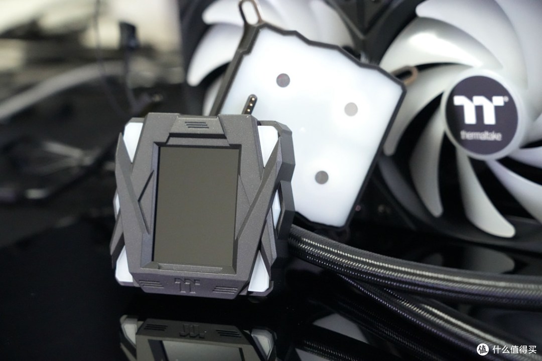 旧瓶装新酒!实战升级TT钢影ULTRA 360水冷!
