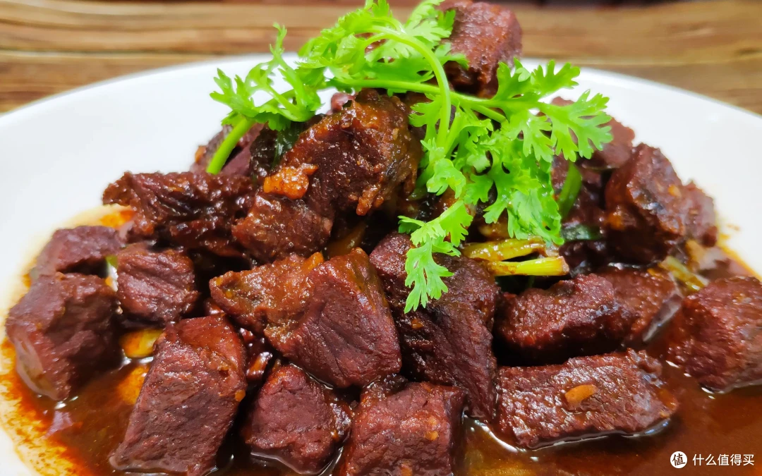 市场上“假牛肉”泛滥,味道差也不健康,教你5个技巧辨别真假!