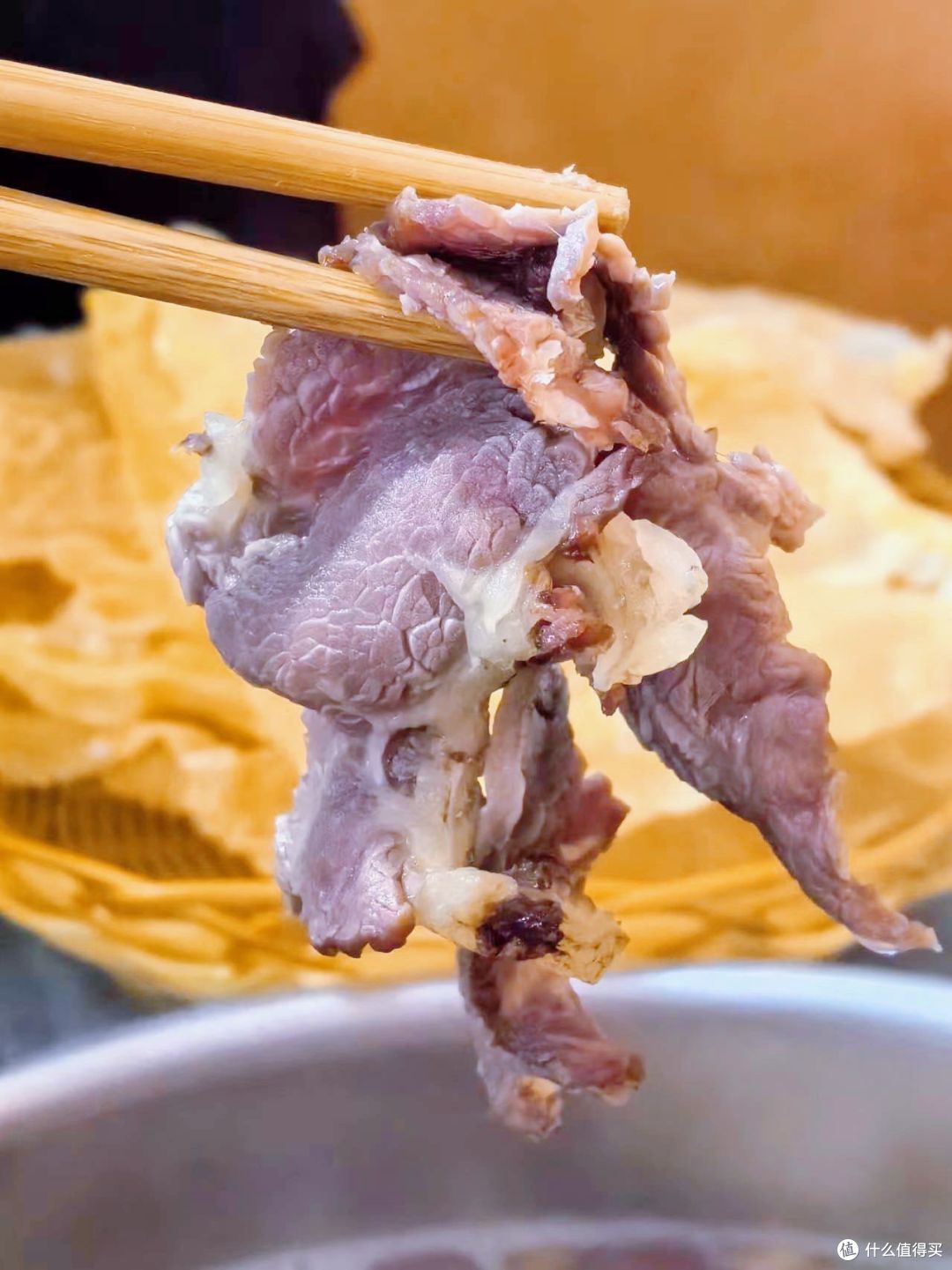 市场上“假牛肉”泛滥,味道差也不健康,教你5个技巧辨别真假!