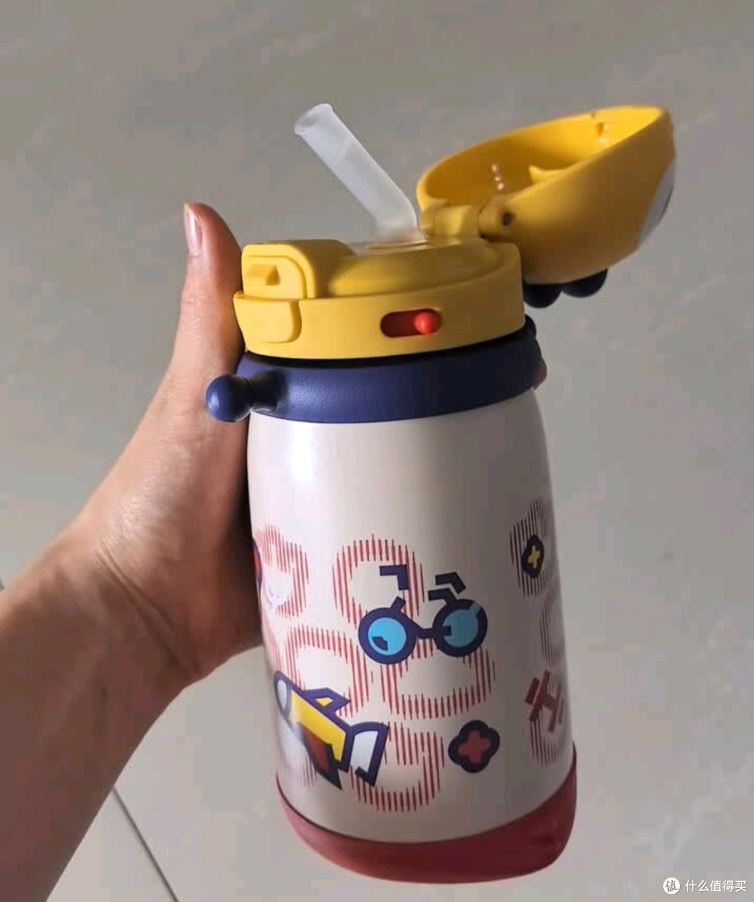 Babycare霸王龙儿童保温杯:新手爸妈的安心之选,宝宝爱不释