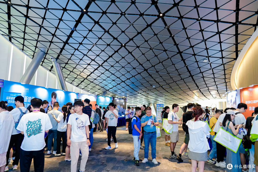 2025深圳充电嘉年华收官,潮流充电,更要安全