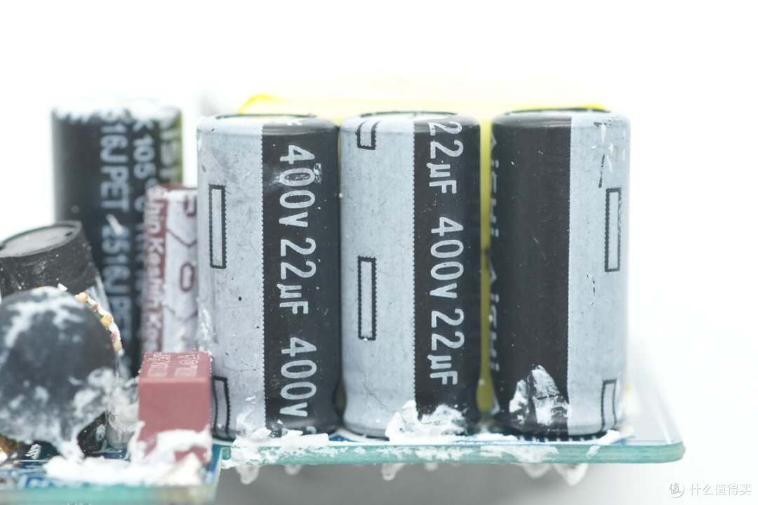 支持33W PPS/UFCS融合快充，绿联45W氮化镓快充充电器拆解