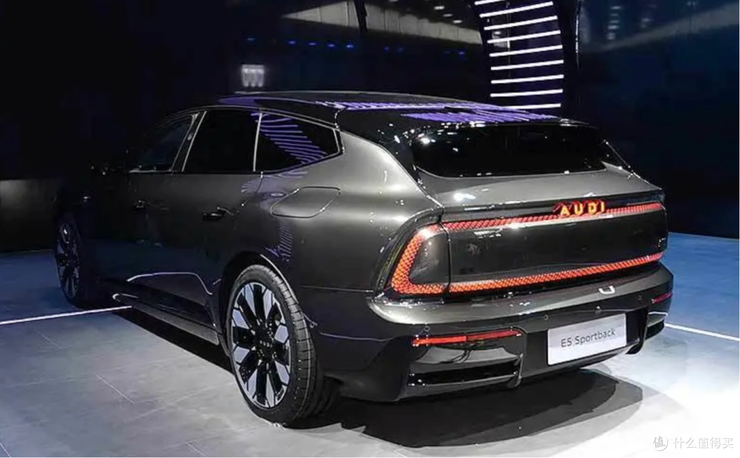 续航773km 直击蔚来ET5T 上汽奥迪E5 Sportback预售23.59万起