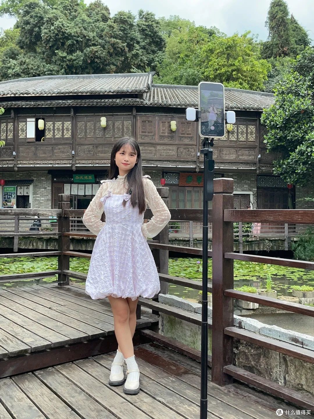 手机拍不好?别让专业相机成负担!口袋里的“摄影外挂”来了