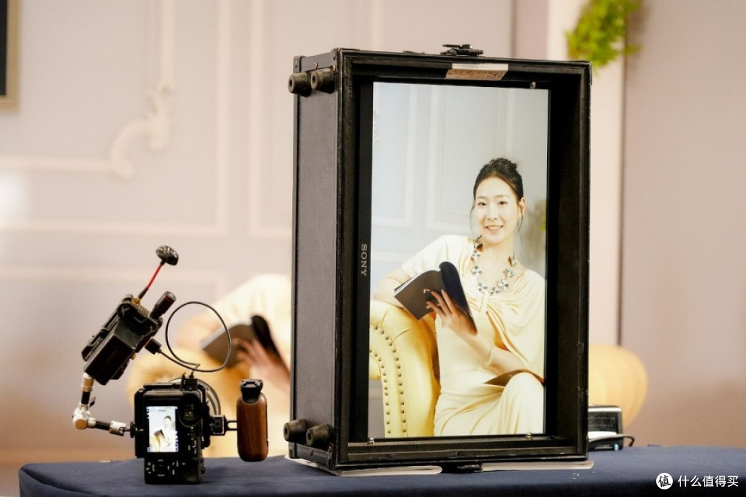 创新设计赋能电影创作 斯莫格助力索尼电影感创作坊