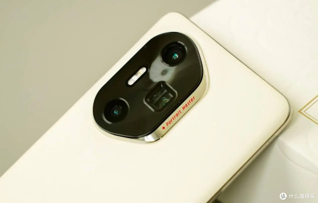 荣耀宣布清仓,16GB+1TB跳水1311元,100倍变焦+5300mAh+80W
