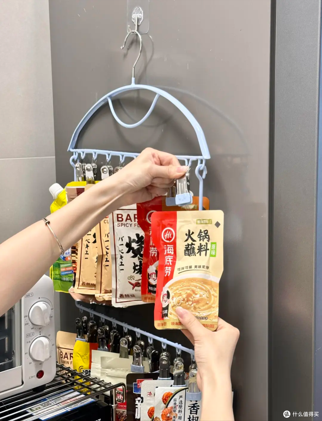 被网友8 个收纳技巧惊艳到:一点巧思让收纳翻倍,家里干净又整洁
