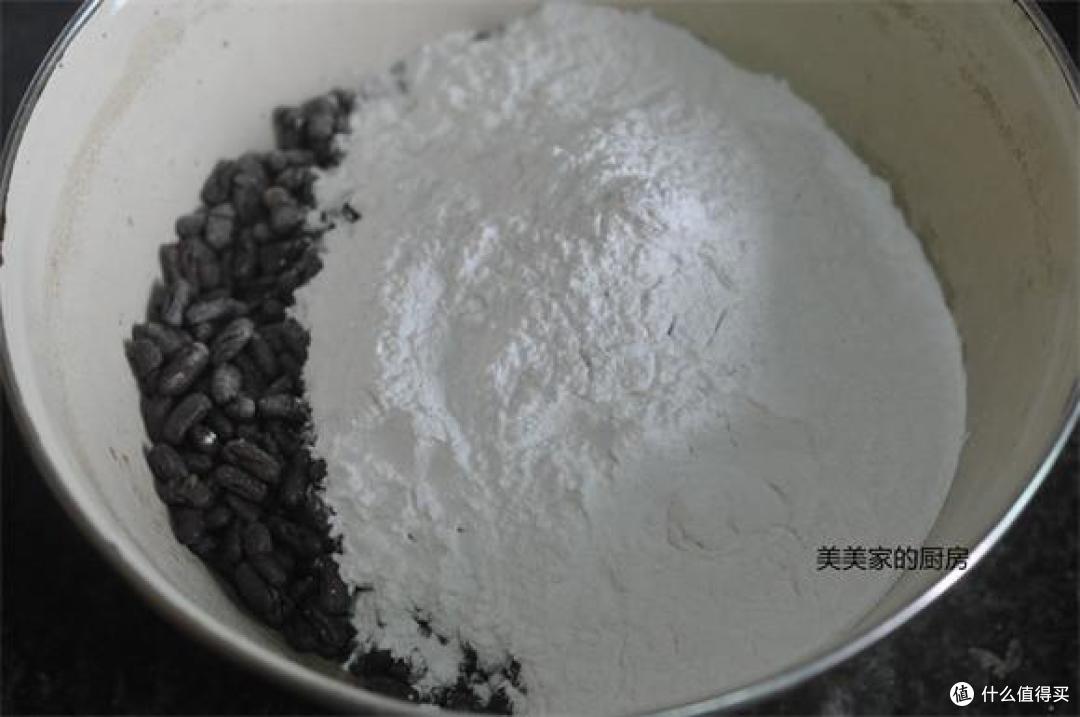 自从学会红豆这做法,我家夏天就没断过,绵糯清爽,孩子最爱啦!