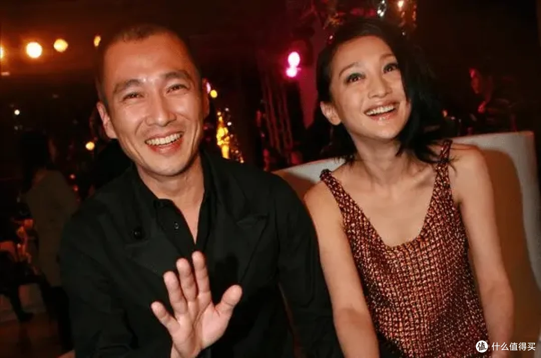 周迅男友贾宏声跳楼差点哭昏,周迅30年9段情,6年婚姻无疾而终