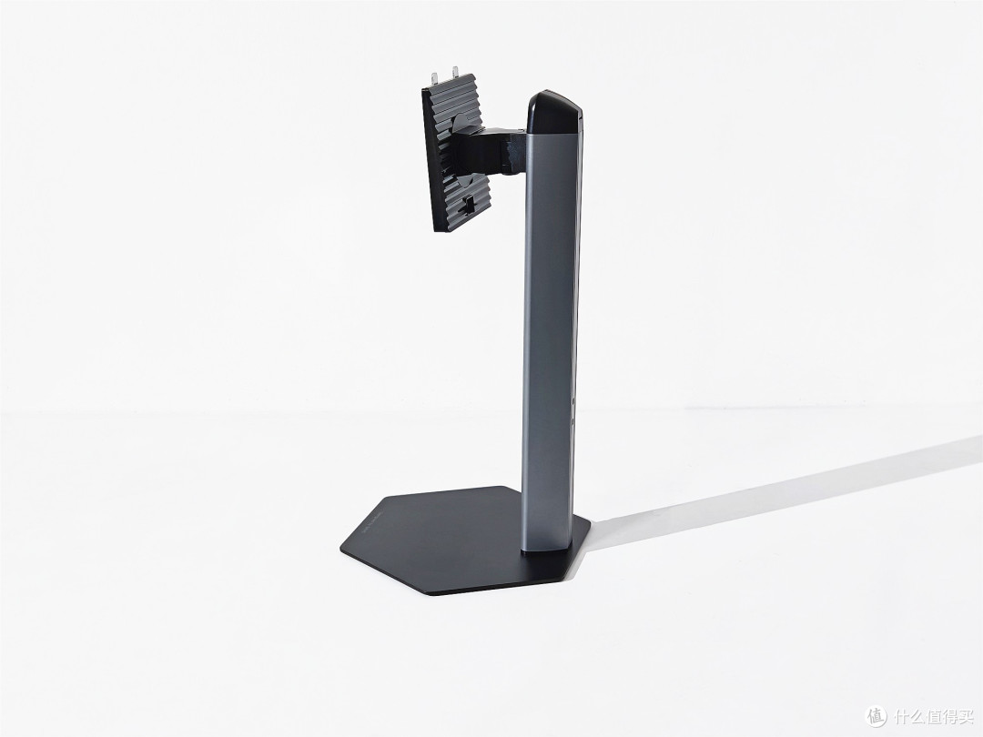 盛色 D76实测,VA面板原生360Hz,2000元内最值得买的FPS游戏利器
