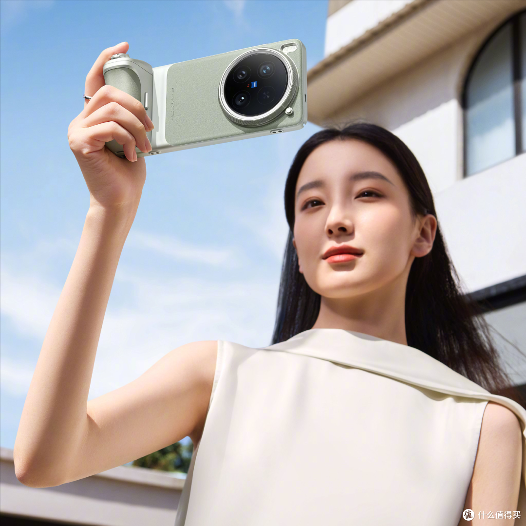 vivo X300系列曝光,6500毫安电池,提前小米16系列发布