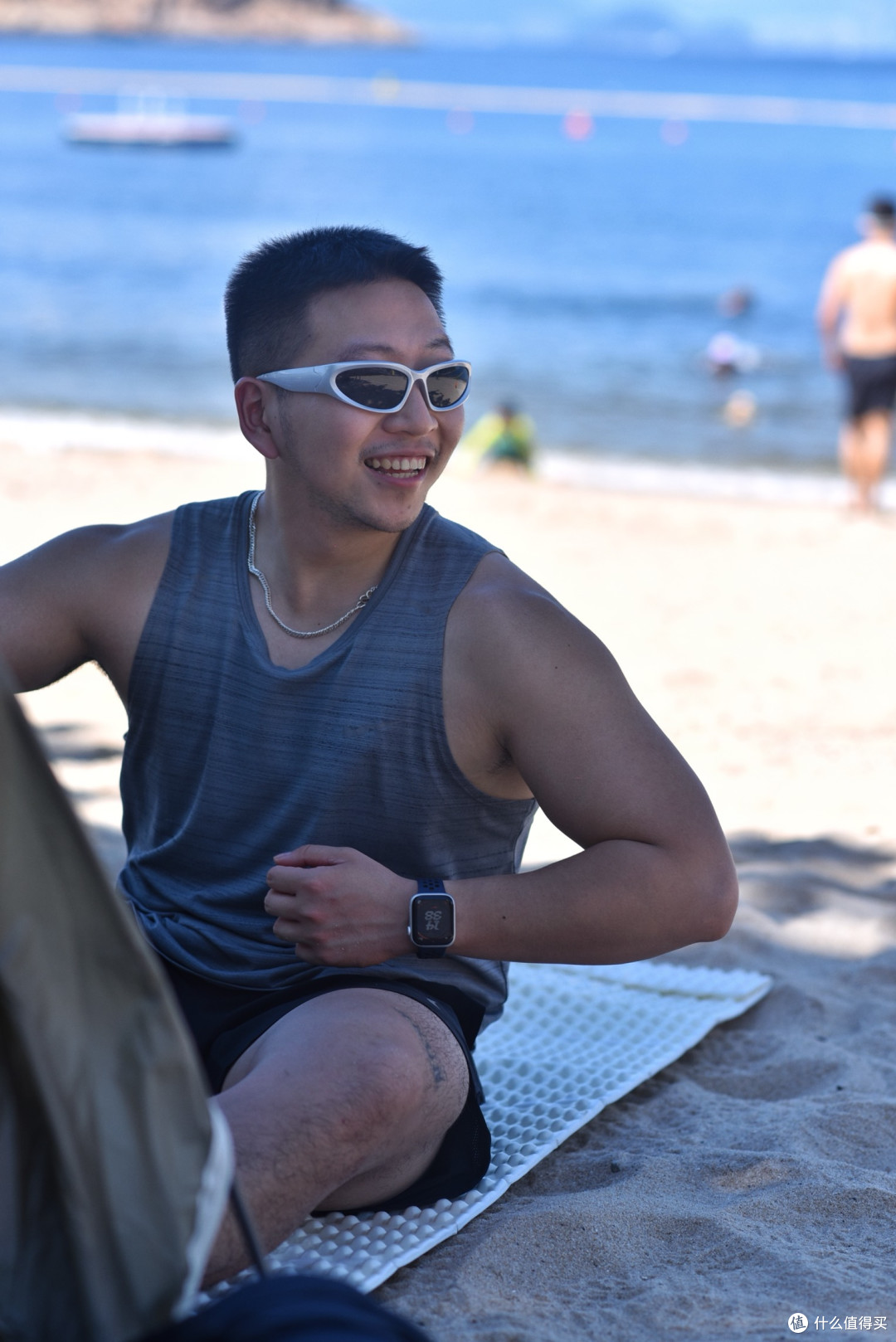 人在海滩，阴天过两天再说🏖