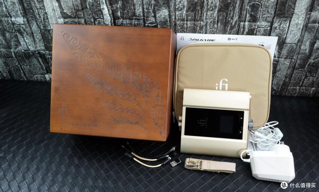 HiFi便携党的终极解码耳放?iFi悦尔法iDSD Valkyrie女武神