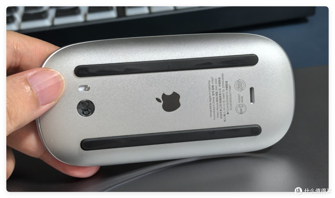 用了 Mac 电脑之后，最有用和最没用的配件分别是什么？