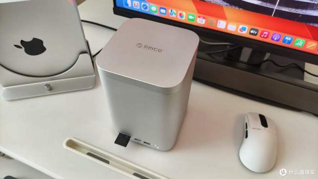 奥睿科(ORICO) MiniTower,造就Mac mini M4桌面混合新存储