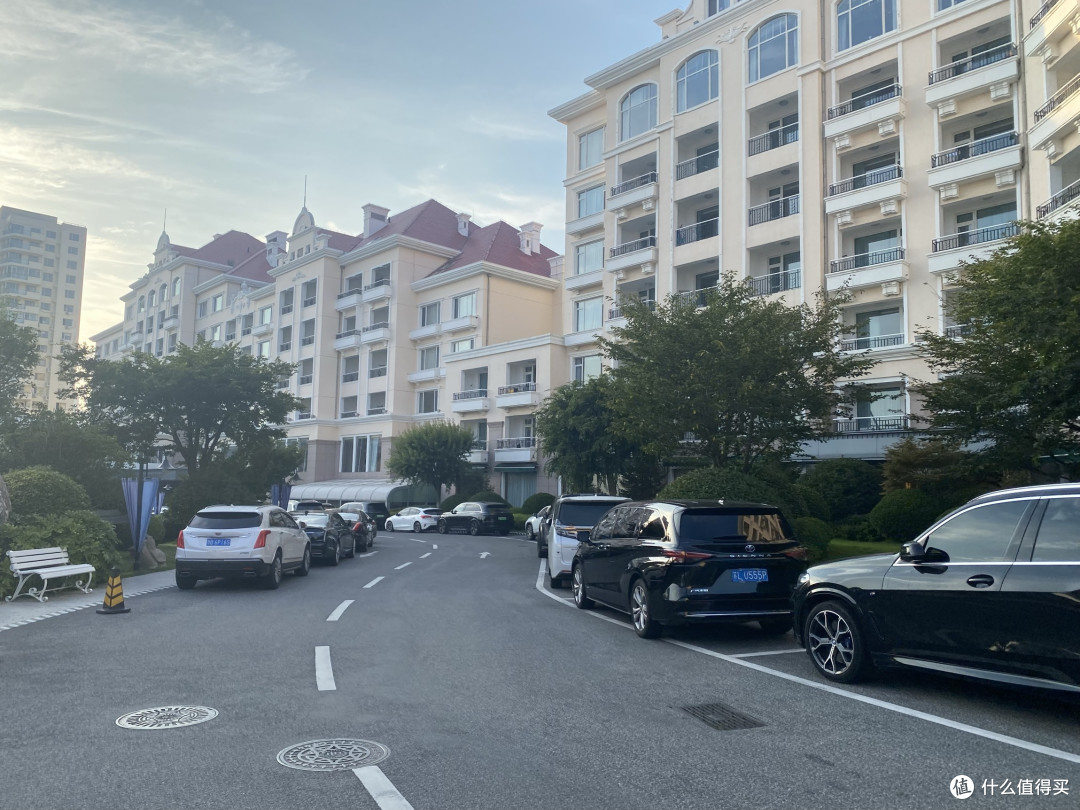 自助餐厅不要乱拿东西-青岛海景花园夏威夷露天海鲜烧烤