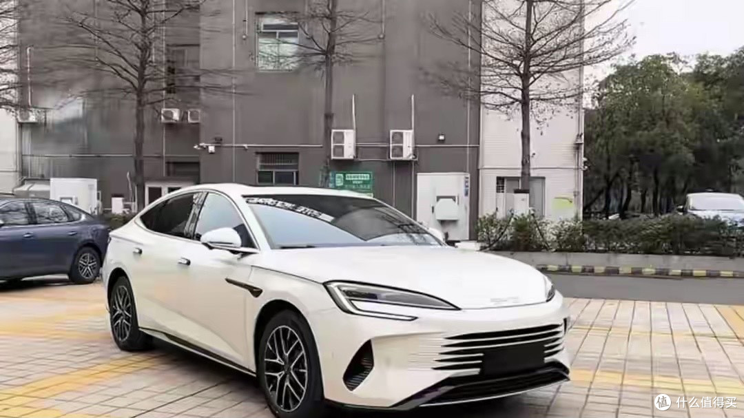 2026款海豹07 DM-i实车到店！成都车展或将上市，这些升级太硬核