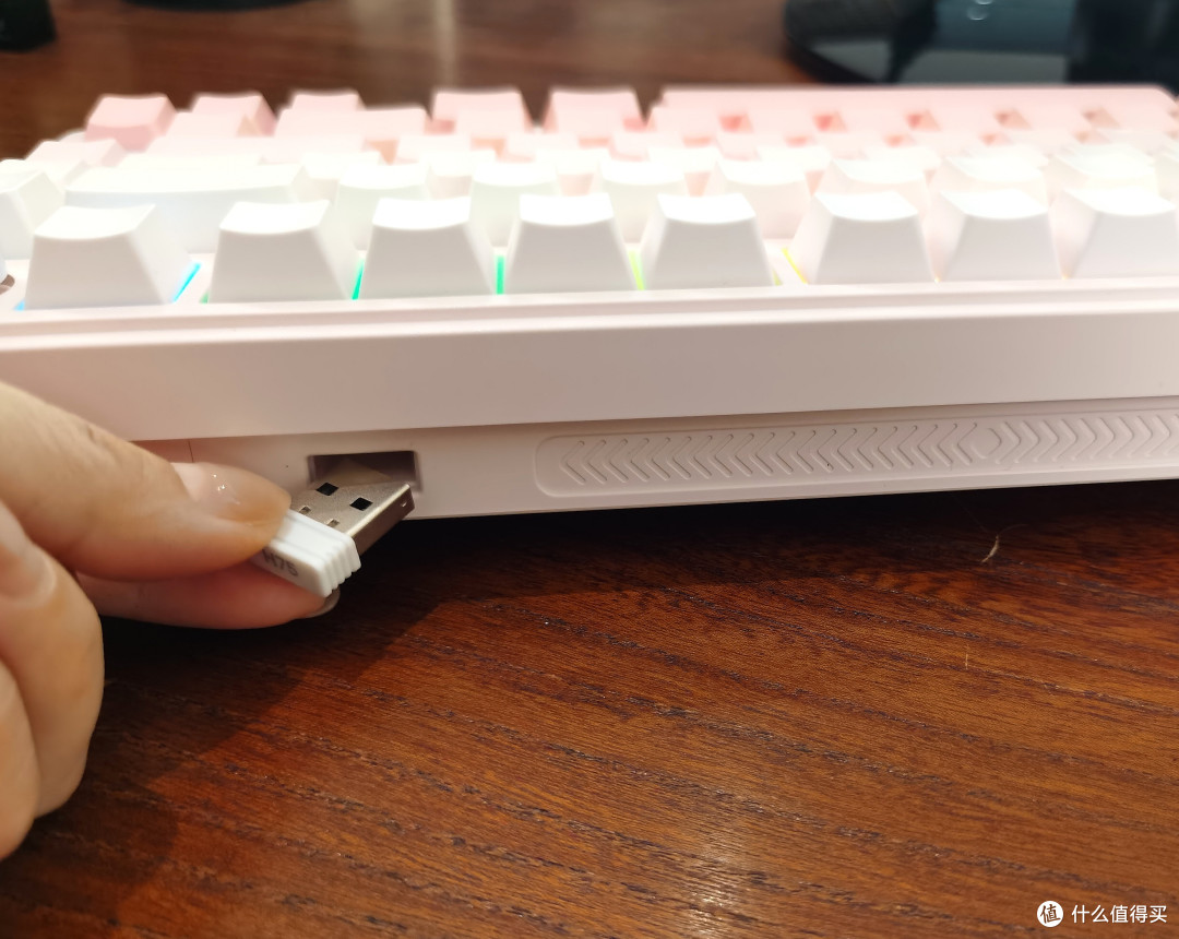 七夕送阿斯盾H75,小巧精致办公,节省桌面空间