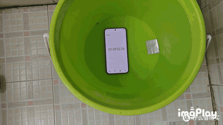 Redmi Note 15 Pro+首发评测:1899元的耐用机,综合体验如何?