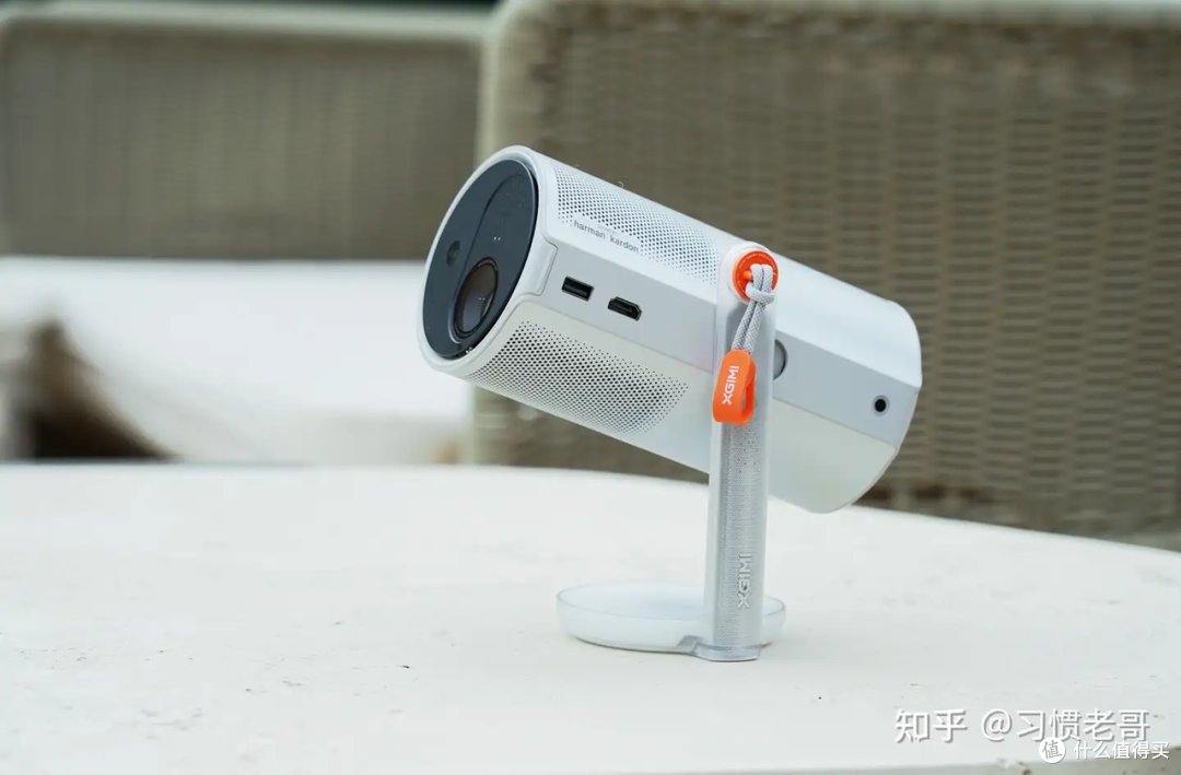 极米 Play6 投影仪:面对真正的户外场景,短板一览无遗