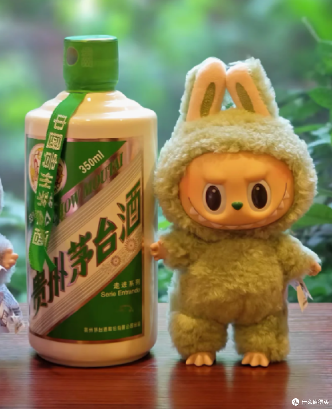 茅台崩了!最大的难题,是年轻人不会在小红书上晒茅台