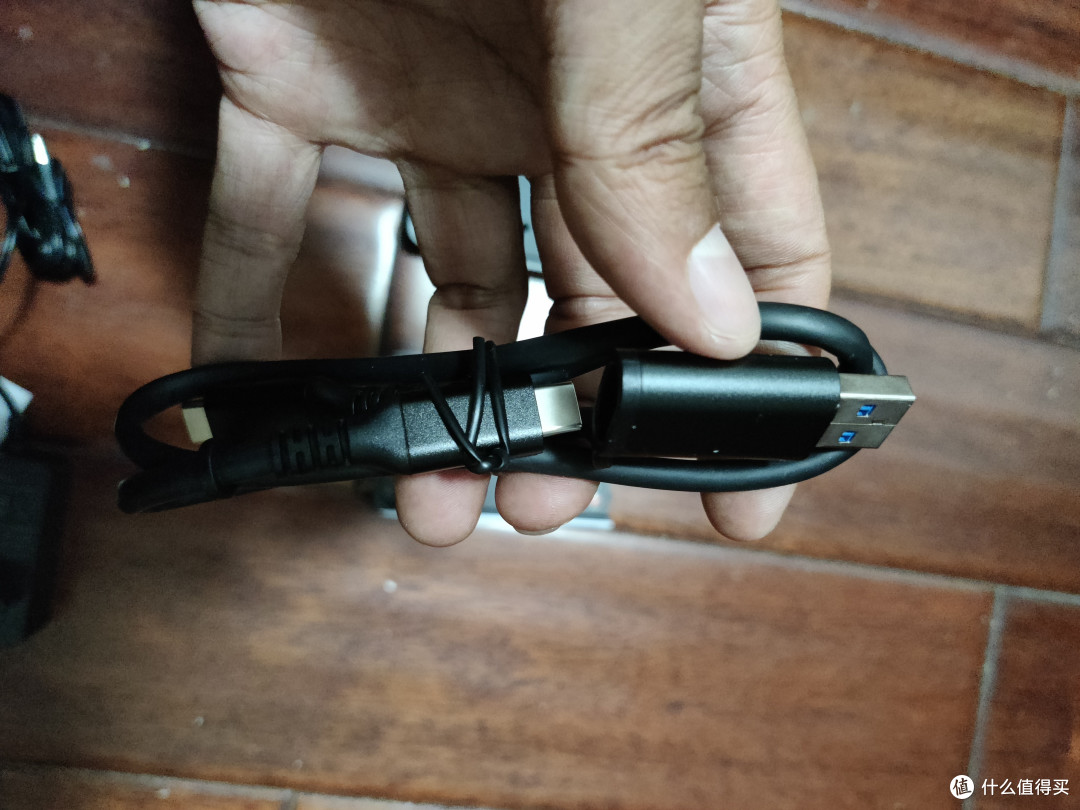 禾斗学捡漏:USB4硬盘盒雷电4/3固态asm2464 m2移动nvme40gbps