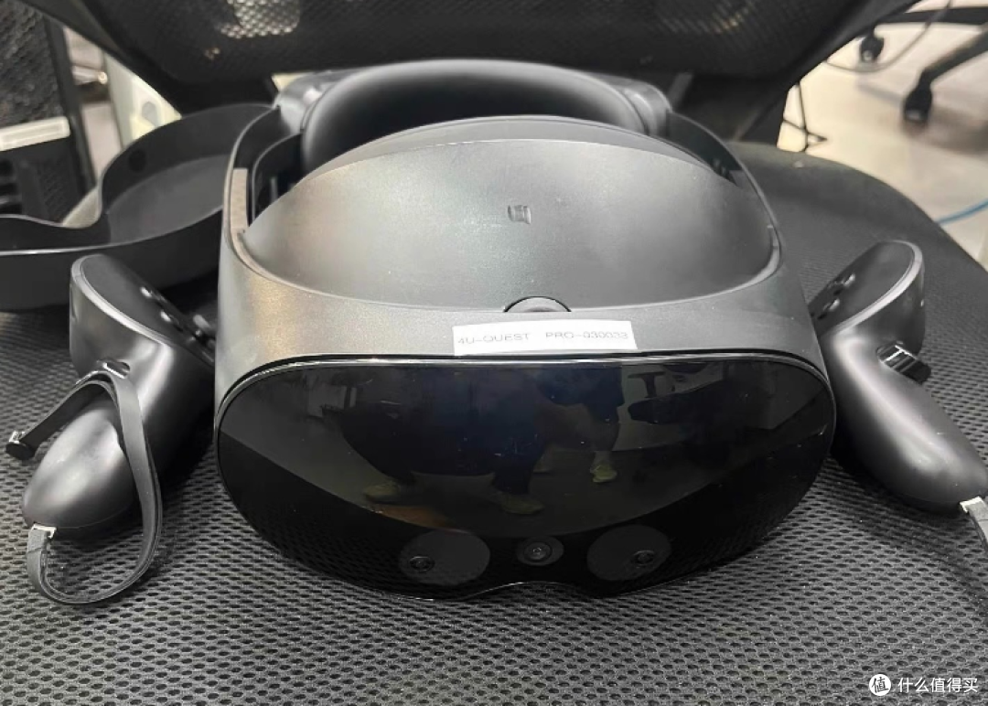 花五千买了 VR 头盔，用了仨月我悔了：这坑别轻易踩​