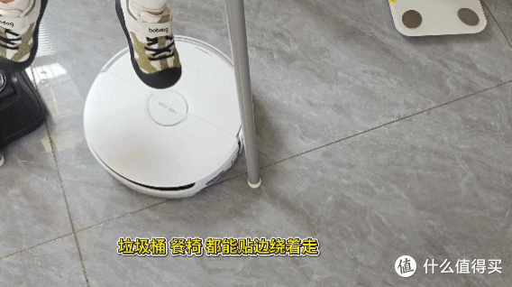 活水履带洗地机器人才是:真顶流!宝妈亲测,真好用!