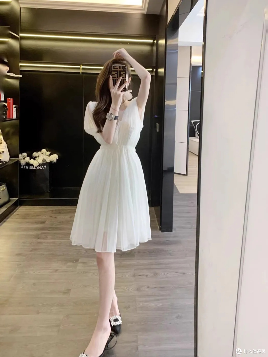 女性的优雅七夕装扮