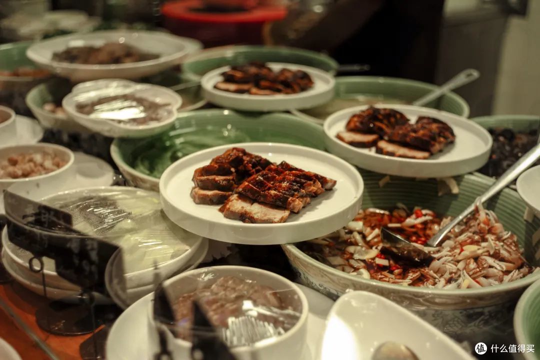 逛石窟吃新荣记,才是这座城市的正确打开方式