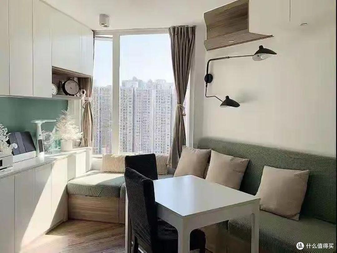 香港一对夫妻的豪宅火了,37㎡仅需2168万,那叫一个高级,好羡慕