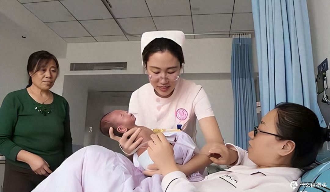 为什么新生儿身高都是50cm?那是宝宝爱妈妈的表现