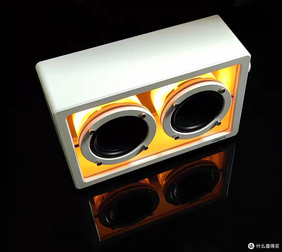 透明并非它的全部Jayine Cassette 加音第三代透明蓝牙音箱详评