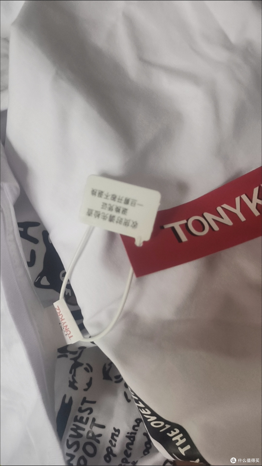 这件TONYKRZ卡通T恤,承包了我整个夏天的穿搭