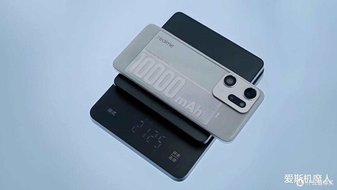 真我 GT 系列首款 10000 mAh 超长续航旗舰曝光!