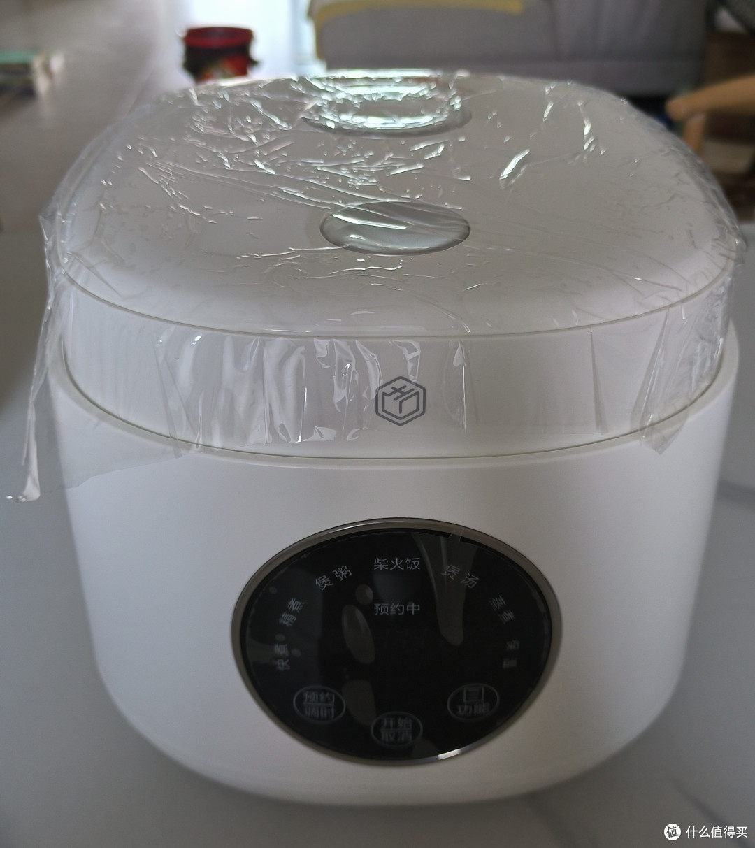 京东京造2L迷你电饭煲实测:能否撑起1-2人的厨房刚需?