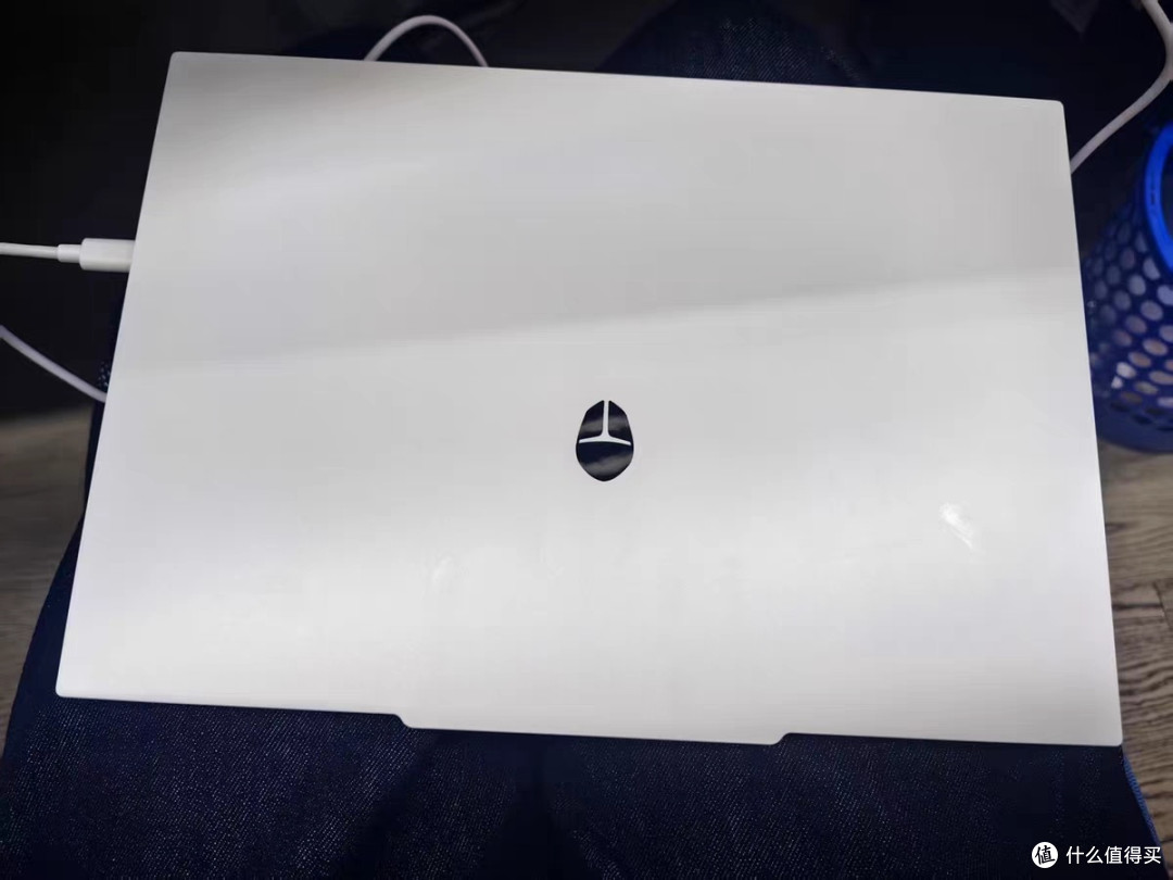 雷神aibook14Air 珠光白 开学战神