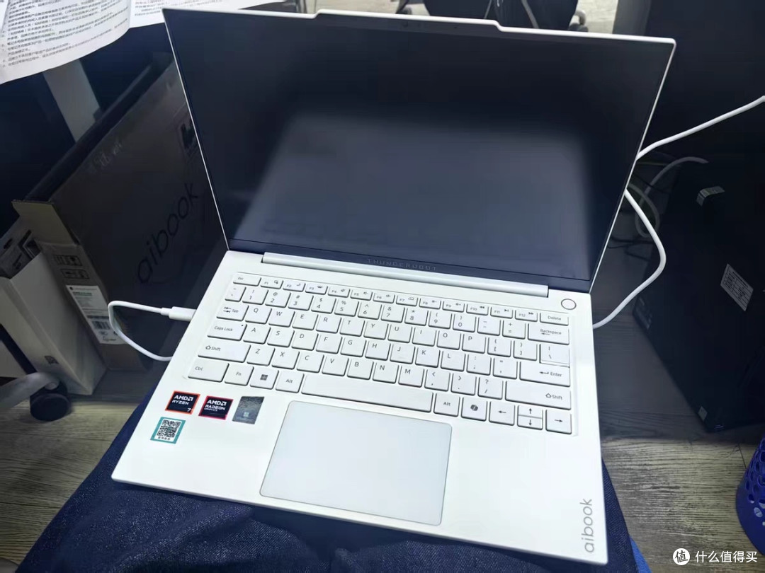 雷神aibook14Air 珠光白 开学战神