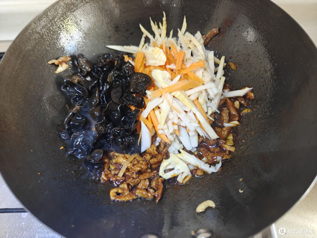一袋调料搞定鱼香肉丝,真的方便