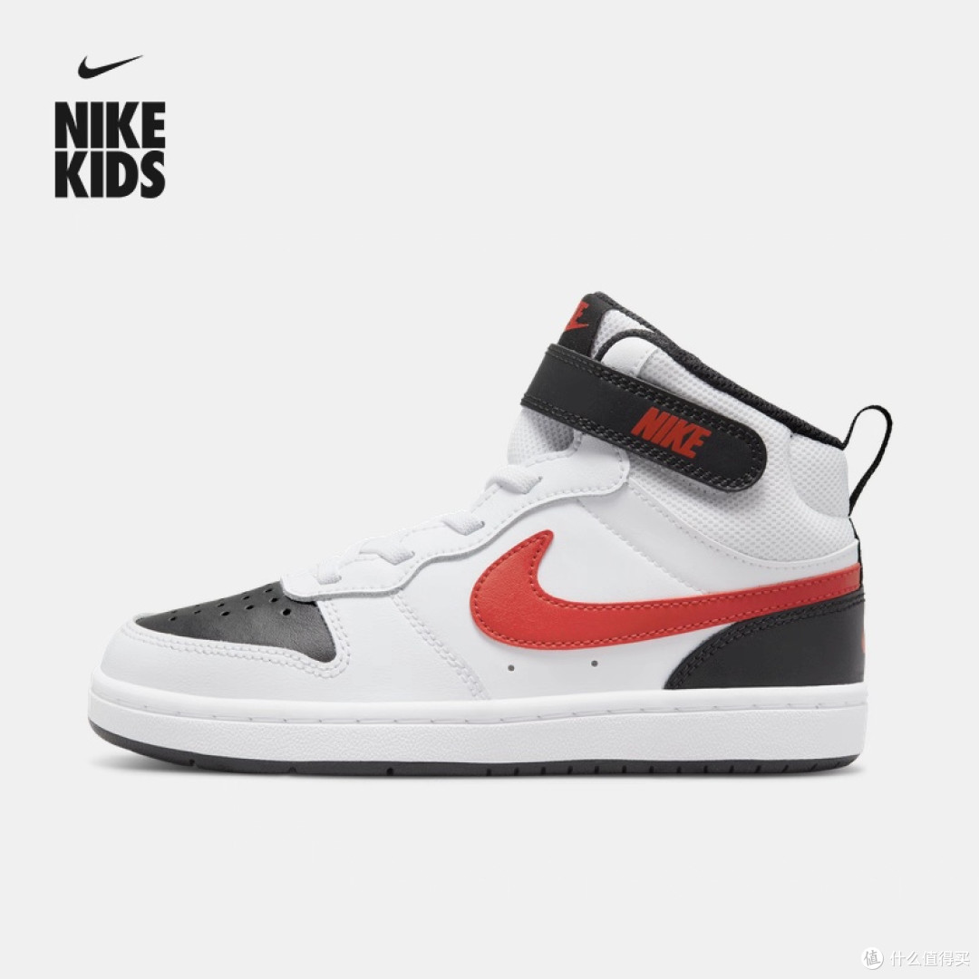 Nike酷菠萝童鞋：冬季实用与童趣设计