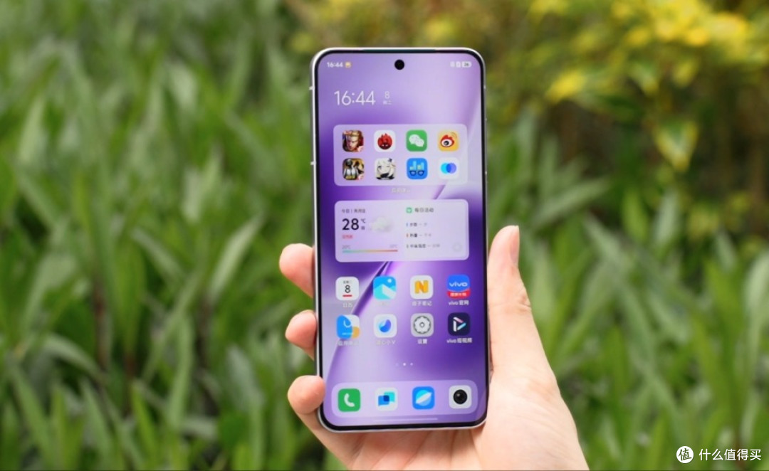 vivo更激进了，16GB+512GB+6200mAh+100倍变焦，国补后一降再降