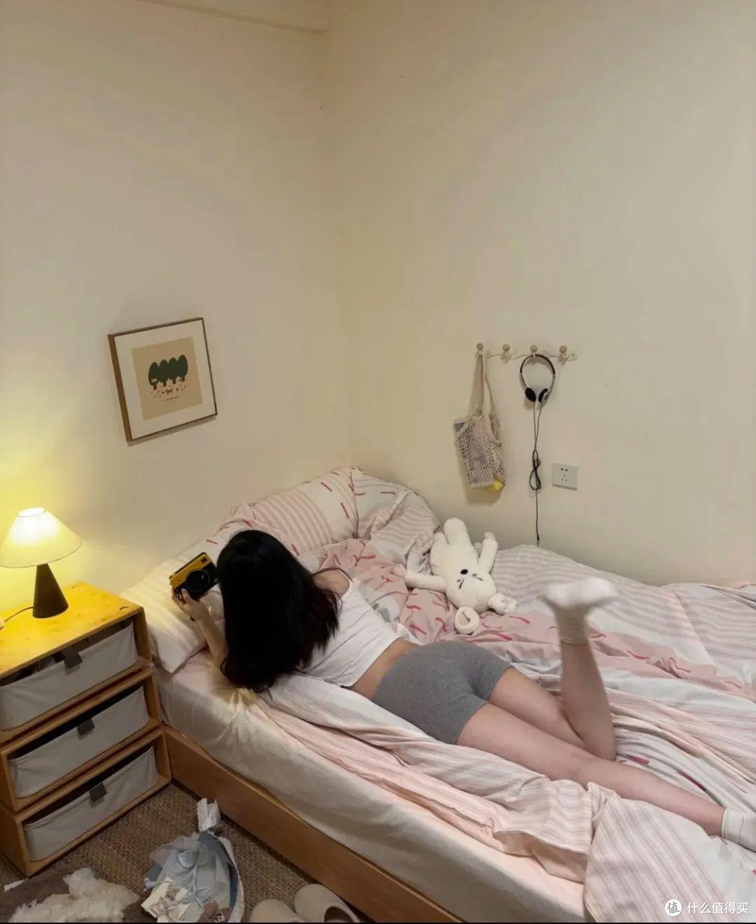 香港一姑娘,工作十年,攒下9㎡小屋,网友:好羡慕,好想住进去