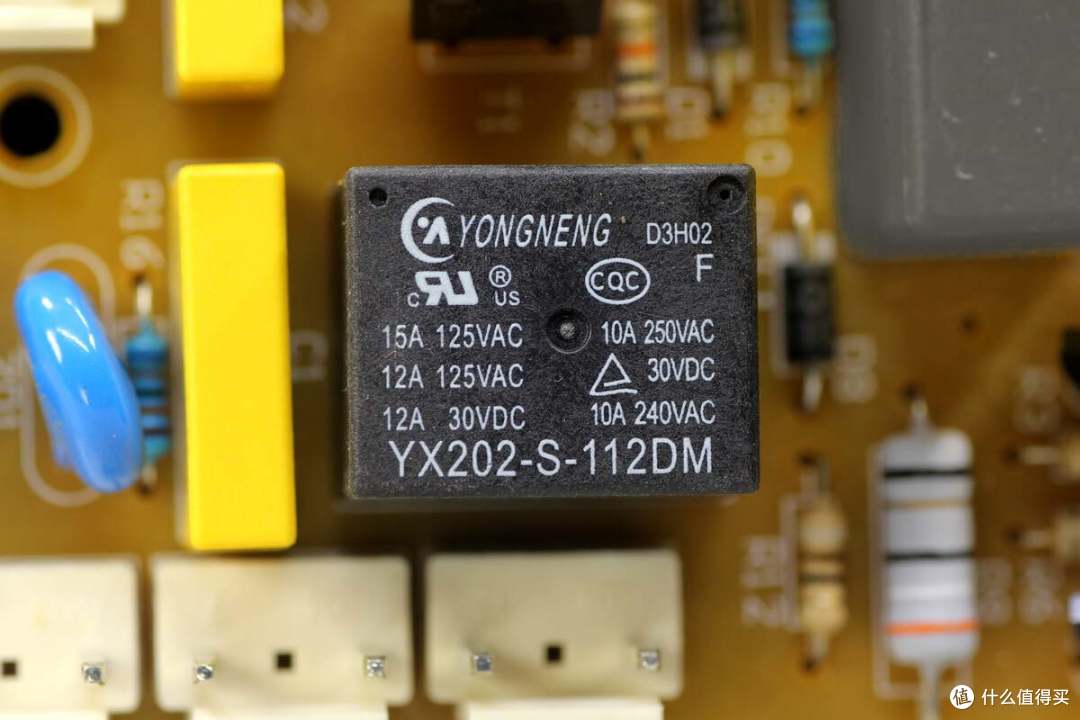 支持和面等多达20种功能，澳柯玛多功能面包机拆解