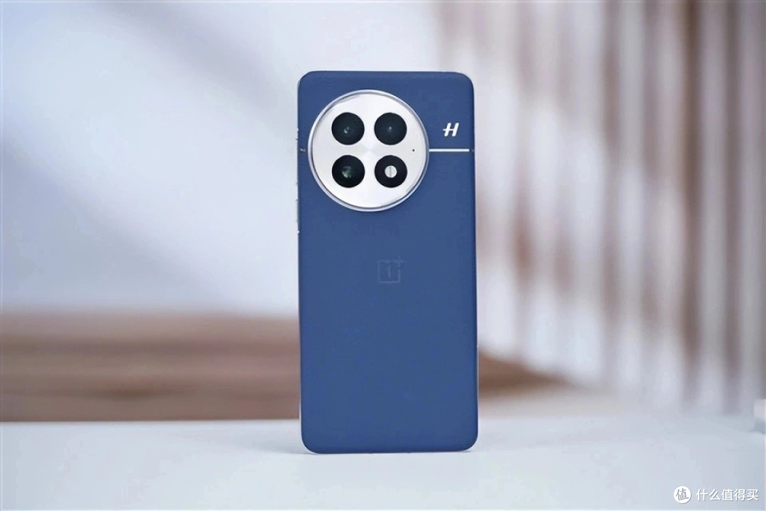 一加放弃高利润,24GB+1TB+6000mAh,高端旗舰跌至“清仓价”