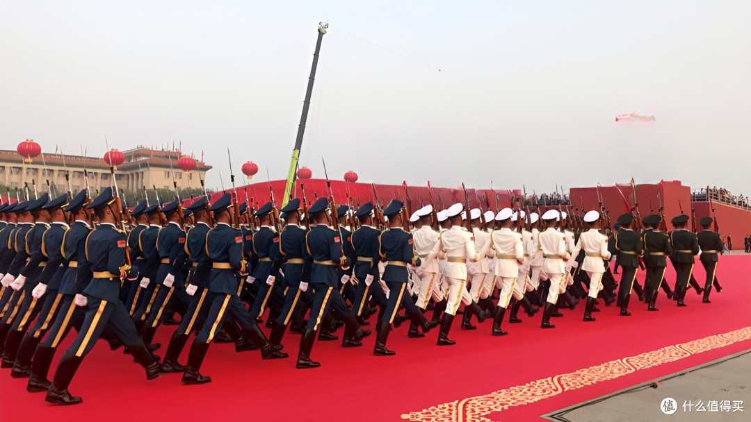 国新办发布会揭秘九三阅兵：筹备亮点与军事意义