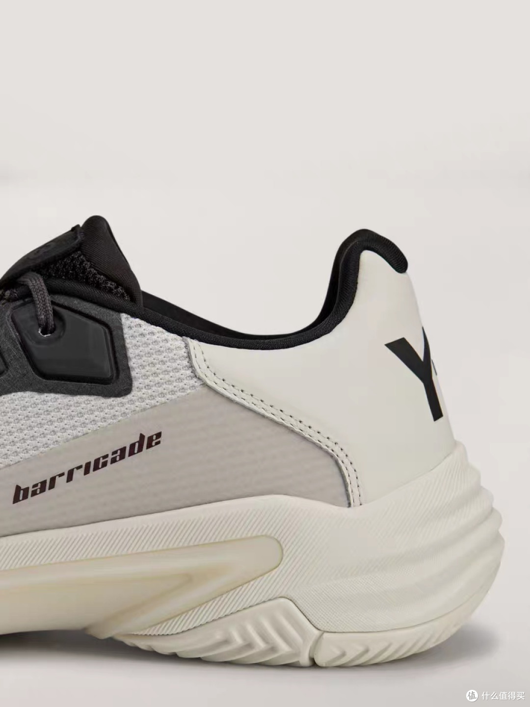 Y-3联名Barricade 13 M网球鞋设计与性能