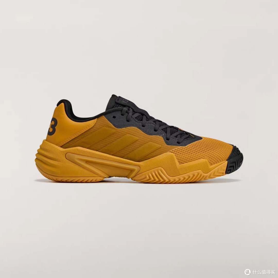 Y-3联名Barricade 13 M网球鞋设计与性能