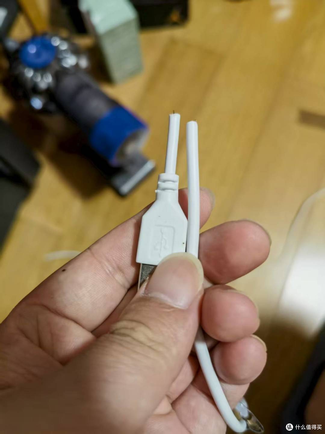 生活小改造之给灯带加装控制开关秒变酷毙灯